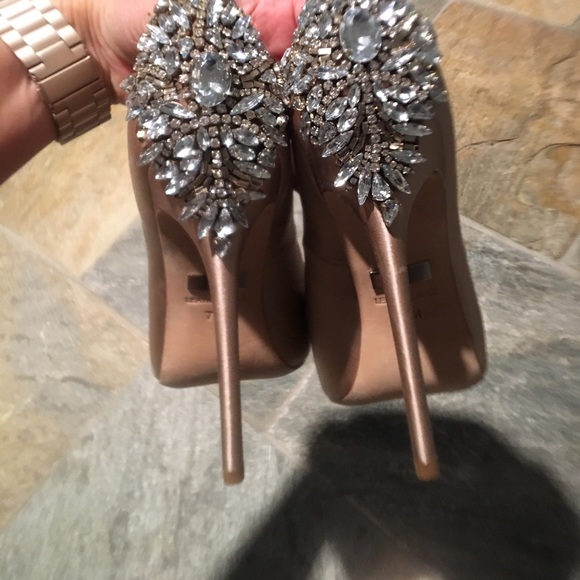 Badgley Mischka Heels - Picture 4 of 6